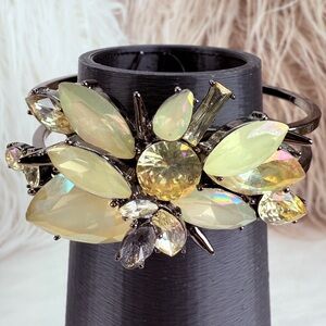 Gorgeous raised flower bling statement bracelet
